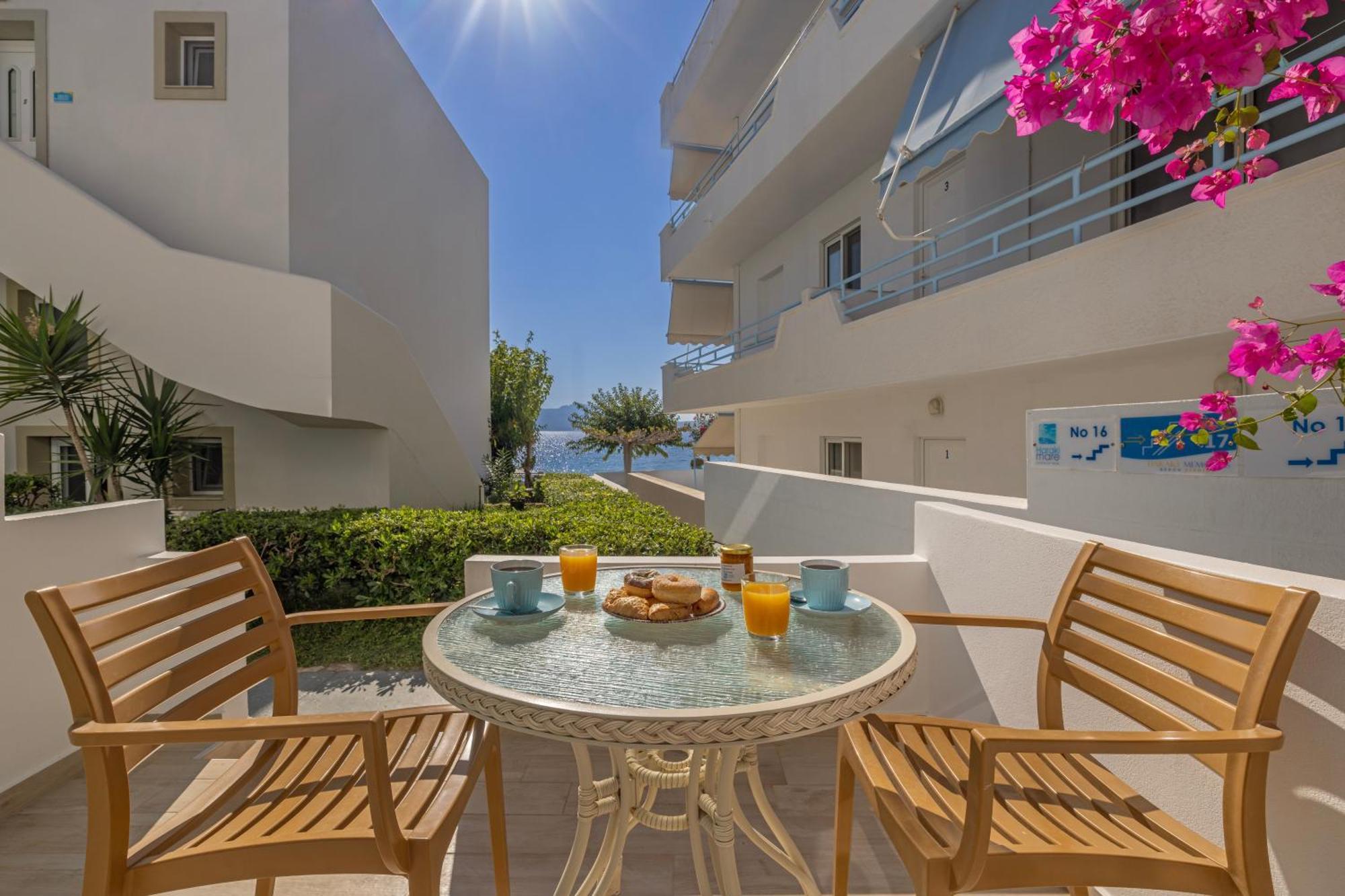 Haraki Mare Studios Beach Front Dış mekan fotoğraf